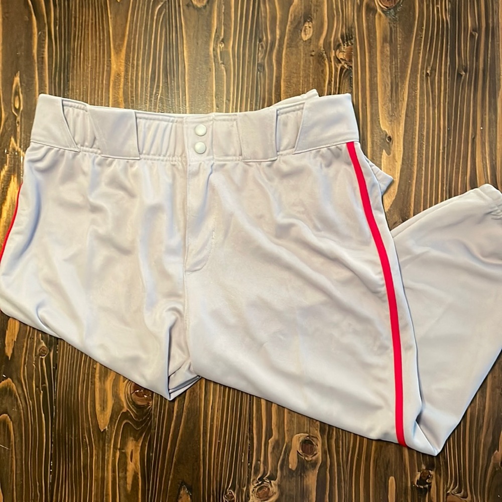 NWOT Adidas baseball pants knicker style L